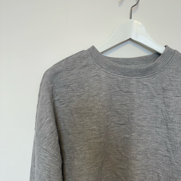 ⛱️ 2/20$ Jacqueline de Yong Only grew puffy embroidery in grey - Picture 4 of 8